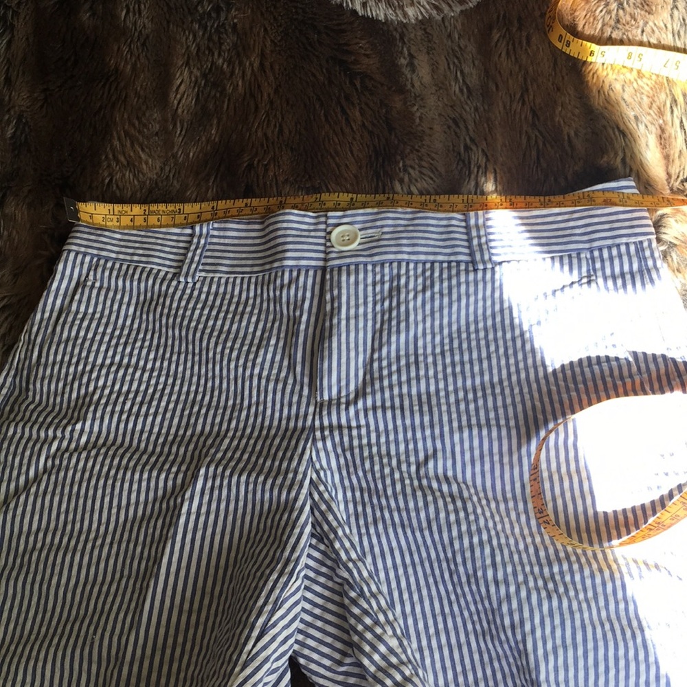 Seersucker light blue beautiful shorts. - Picture 7 of 8